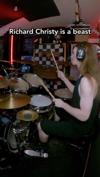 Richard Christy got crazy on that album !!