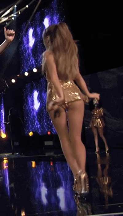 Bouncing cheeks