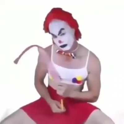 White sus, clown gay