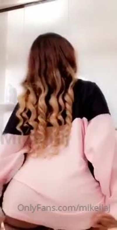 Mj