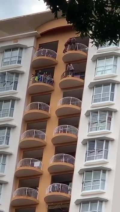 Abang Bomba saving a suicidal person today