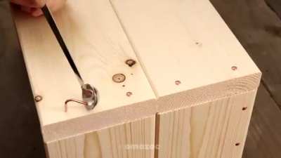 Stop motion wood carving. Done by Youtuber omozoc.
