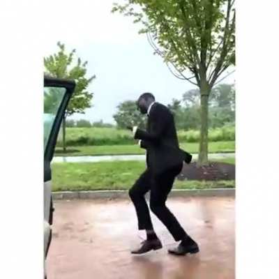 Can anyone make this a new mufasaPls BTTV emote?