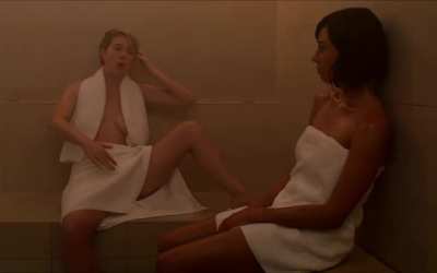 Aubrey Plaza - finger work in Mike and Dave Need Wedding Dates (2016)