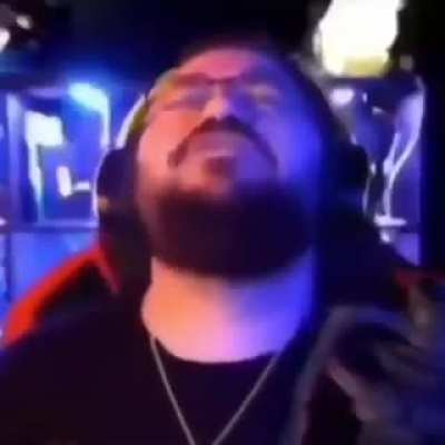 Götden seks dedin oyumu kaptın Jaho😎👍