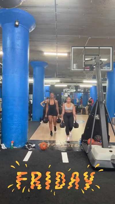 Kayla Nicole & Joie Chavis (@iam<wbr>kayla<wbr>nicol<wbr>e) (@joiechavis)
