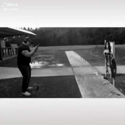Crosspost from r/idiotswithguns - enjoy
