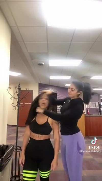 Mom & daughter partners in thottin (1) 😃👯‍♀️ would ruin the daughter then have mom for desserts