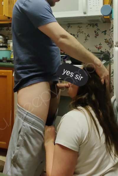 Keeping him happy while he makes me dinner [oc]