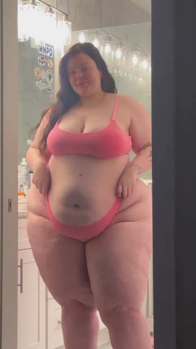 hot or gross? tell me your truth.