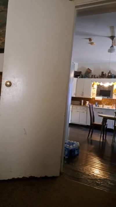 SHADOW FIGURE SPOTTED IN HAUNTED JAIL