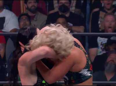 Toni Storm/Saraya