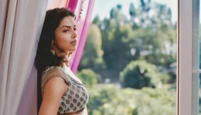 Smokin' Hot Deepika Padukone
