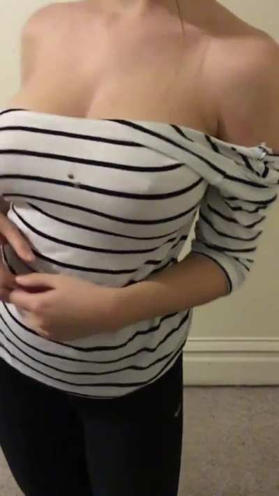 time to tease and jiggle - reveal