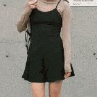 Asian Flashes Pussy In Public