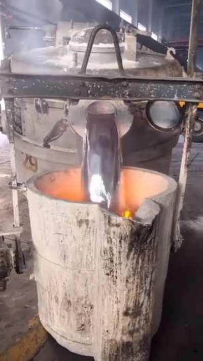 Liquid metal