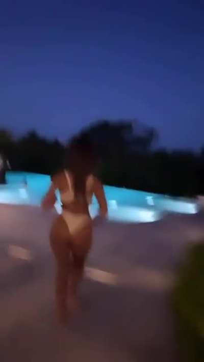 Bikini run