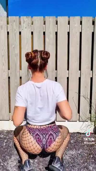 Nice twerk