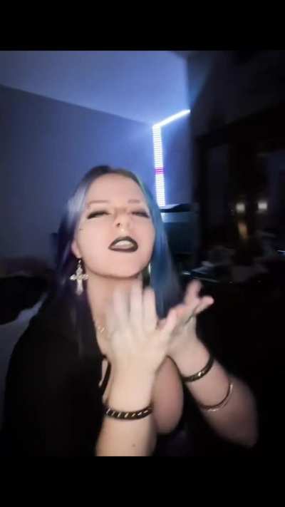 Cyber goth milkers
