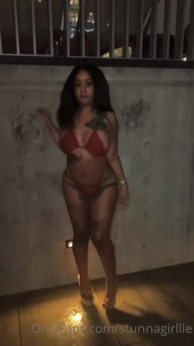 Bikini photoshoot