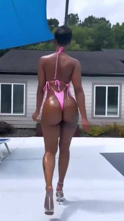 Rose (@its<wbr>reall<wbr>ydaal<wbr>ischu<wbr>s)