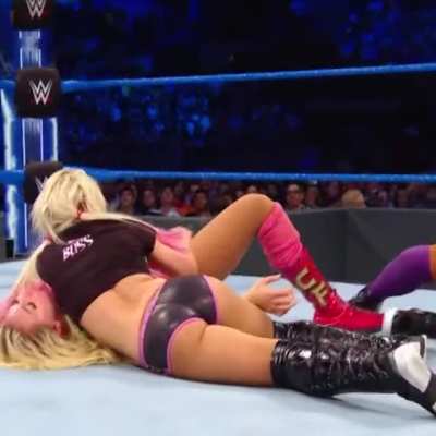 Attempting to pin Charlotte