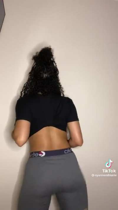 😩