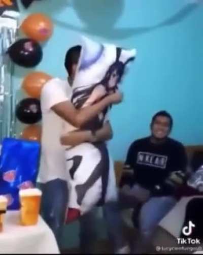 ele conseguiu o que queria