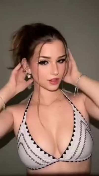 [Reddit] Brooke Deserves All The BBC And Cum She Can Take