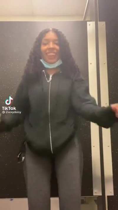 daisyandrews - Video #2908