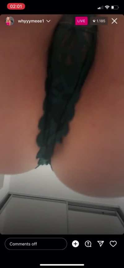 Gigi sits on u