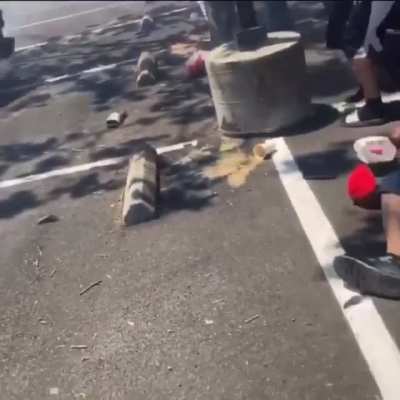 Idiots + clowns= 😵🤕