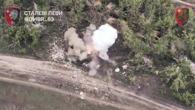 Ukrainian 63rd Mechanized Brigade took out Russian drone operators and destroyed enemy infantry positions. Torske direction. May 17, 2025