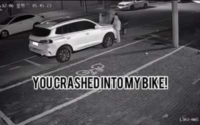 Tuktuk vs Ghost
