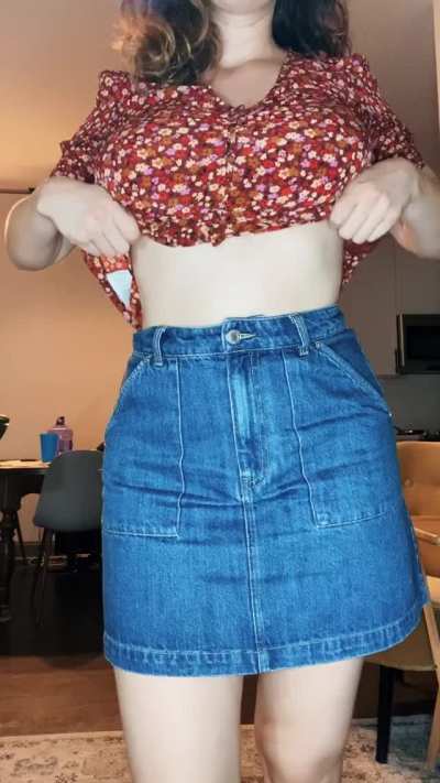 Caught so much bounce doing this drop with no bra on [oc]