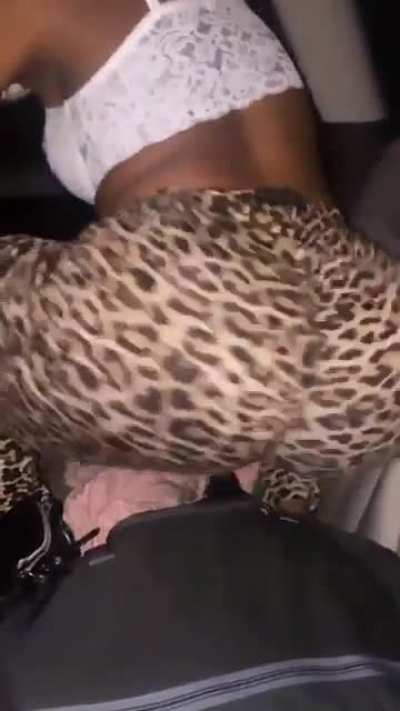 Leopard ass