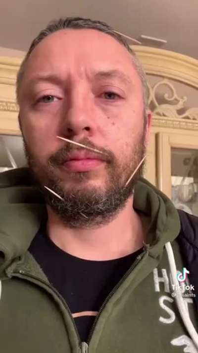 Dwarf meme (Found on tiktok) upboye if you've seen it :)