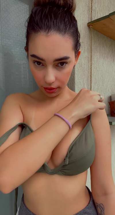 Brazilian girls always give the best titty<wbr>fucks<wbr>🥵💦