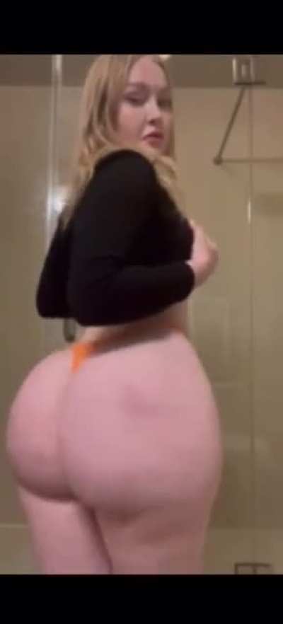 😳