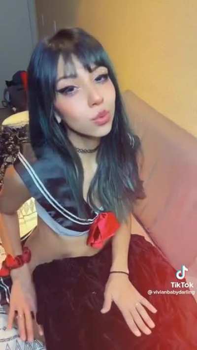 VivianBabyDarling On OnlyFans and TikTok