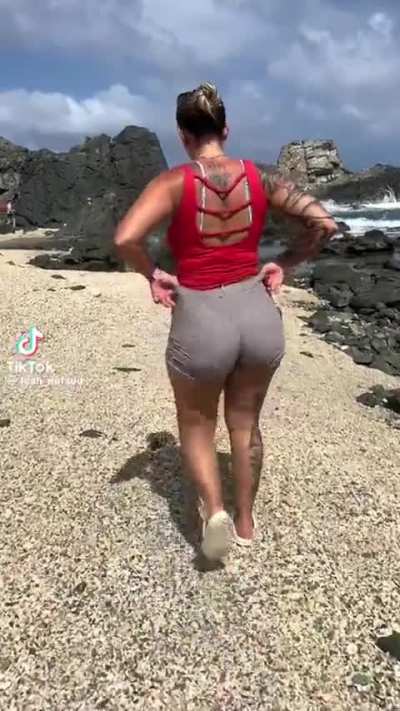🧟‍♂️🍑