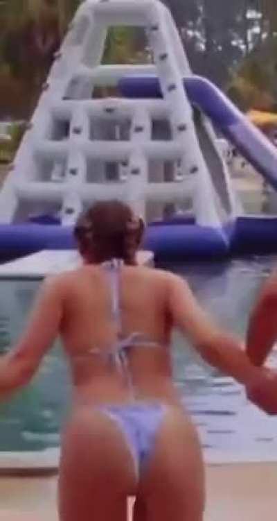 addison rae jumping