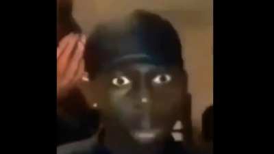 😳