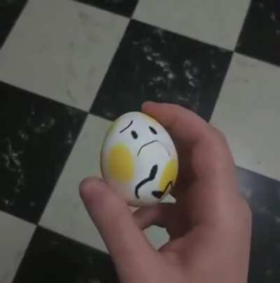 NOOOO EGGY