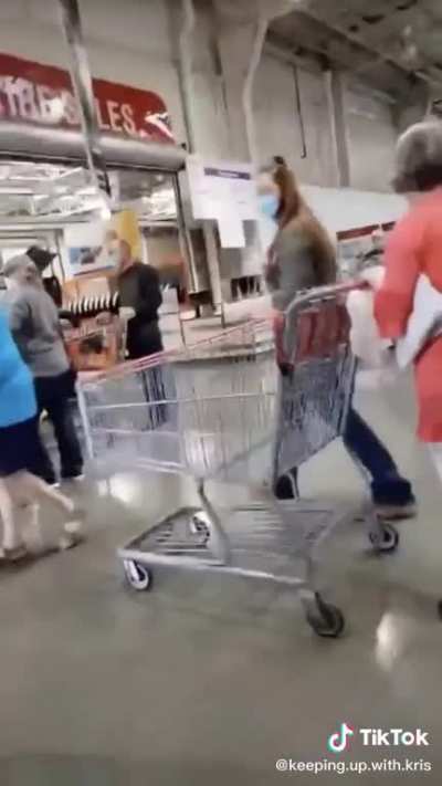 Child visits Costco