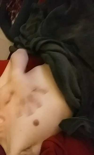(18 and Bi) First time posting here as well as doing gifs, hope it's good.