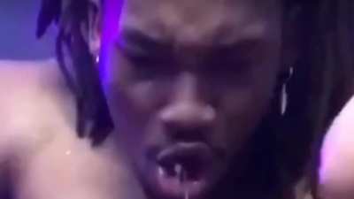 1 second of every Dreamybullxxx video I have in my camera roll.