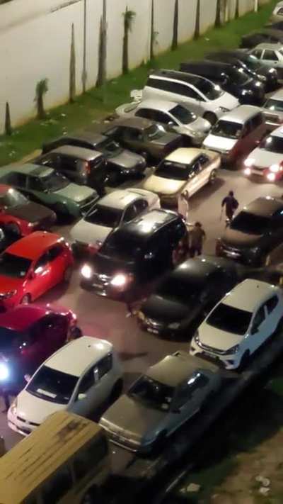 A fight just broke out in my area.
