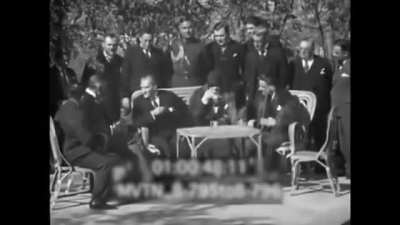 Atatürk ABD büyükelçisi ile fransızca konuşuyor her gün 1 atatürk videosu #1 (alfa hareket)