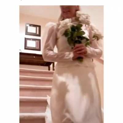 35 years of marriage, 2 children and 4 years cancer-free. This beautiful woman wore her wedding dress once again to surprise her husband on their anniversary. His reaction is simply wonderful. Here’s hoping they have many more years together.